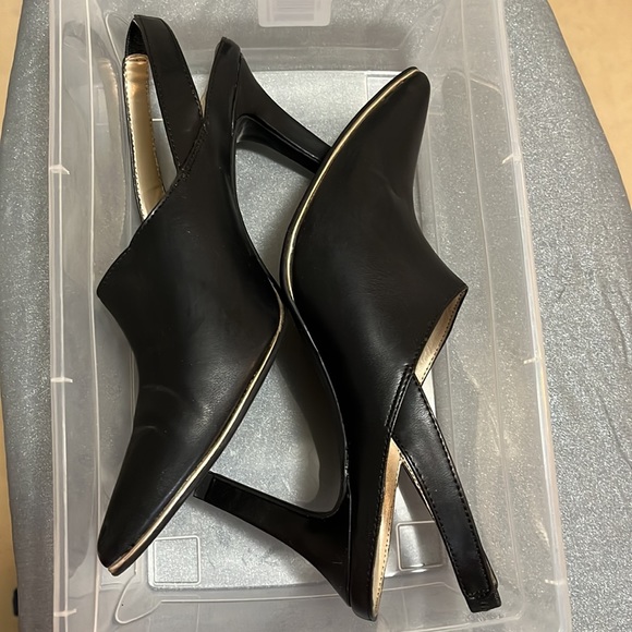 Bandolino Slingback Black Heels size 10 - Picture 2 of 9